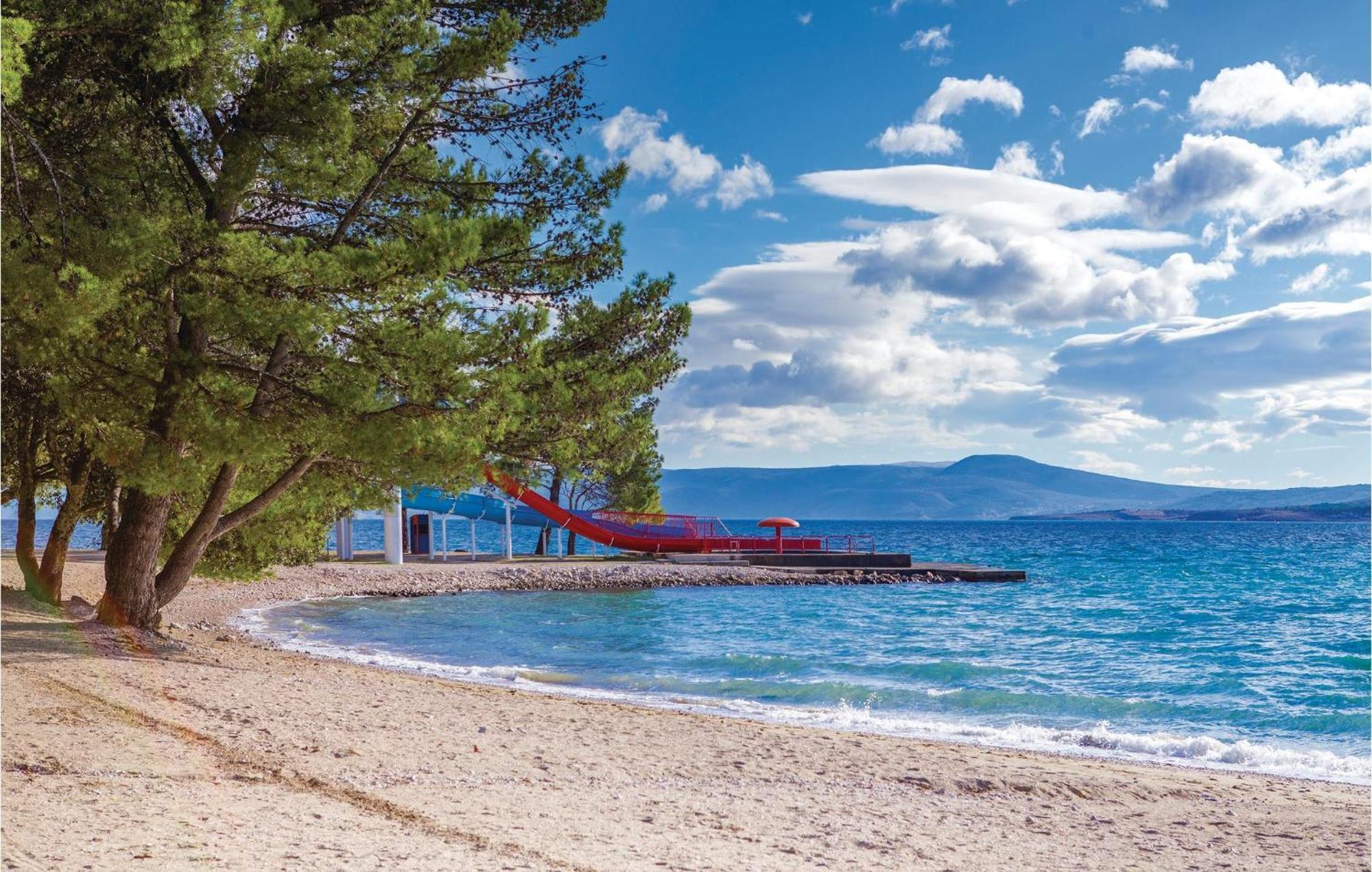 Stunning Apartment In Crikvenica With Wifi Exteriér fotografie