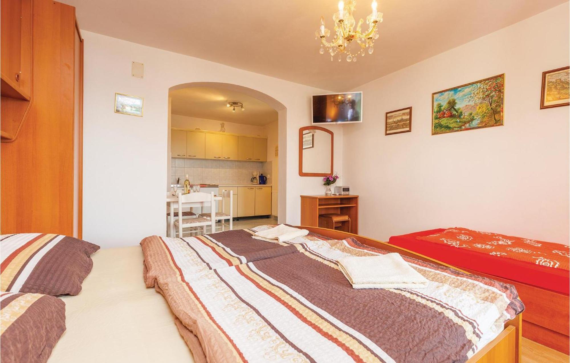 Stunning Apartment In Crikvenica With Wifi Exteriér fotografie