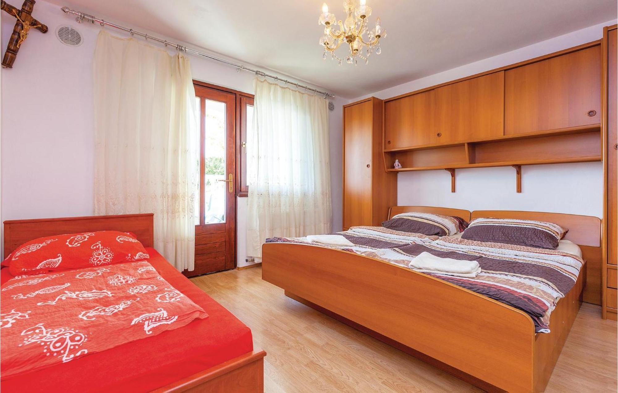 Stunning Apartment In Crikvenica With Wifi Exteriér fotografie