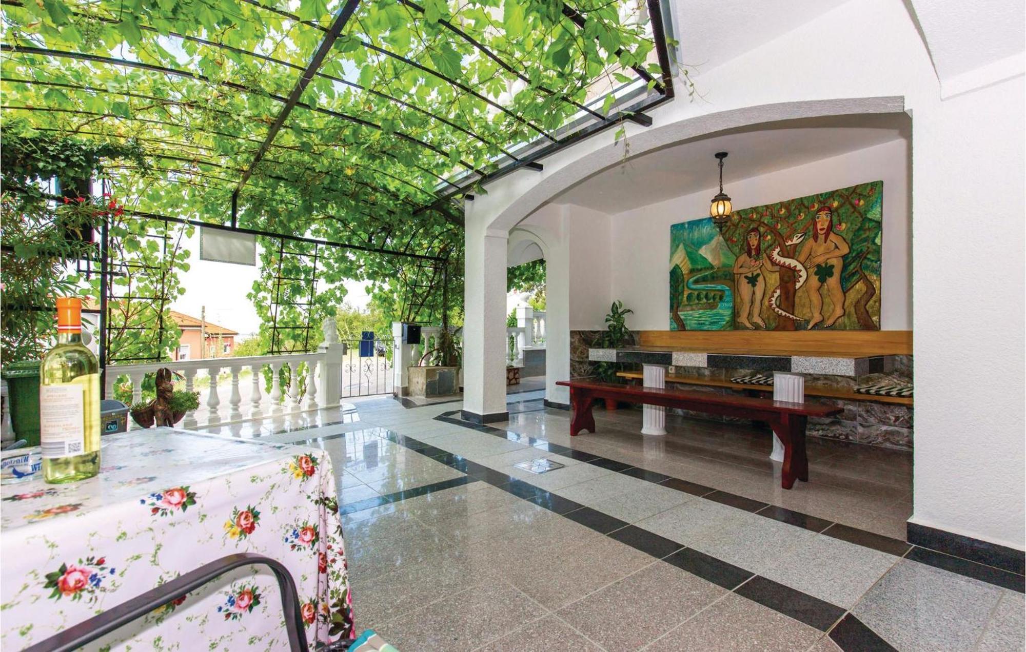 Stunning Apartment In Crikvenica With Wifi Exteriér fotografie